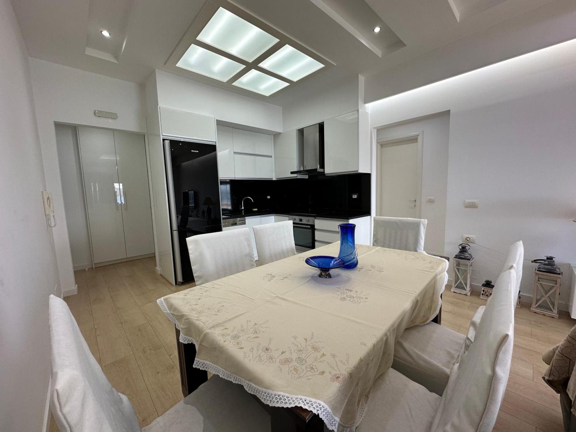 Luxy Coral Aparts Apartment Sarande Bagian luar foto