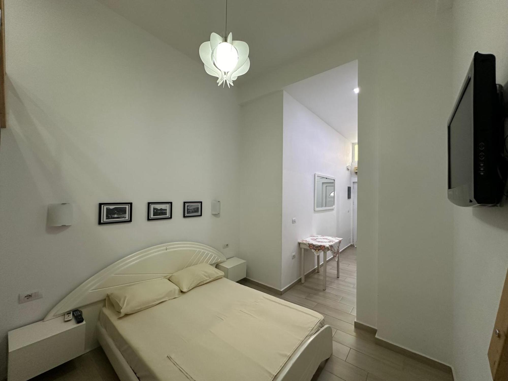 Luxy Coral Aparts Apartment Sarande Bagian luar foto